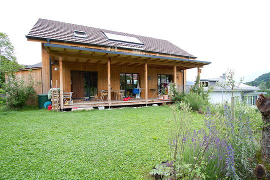 Zoom: Holzhaus in Spiez