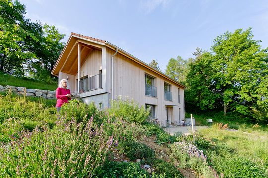 Zoom: Holzhaus in Cudrefin
