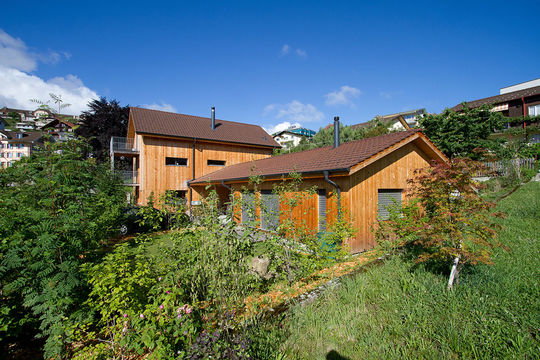 Zoom: Holzhaus in Spiez