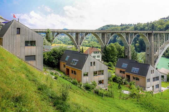 Zoom: Holzhaus in Herrenschwanden