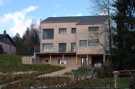 Zoom: Holzhaus in Prêles